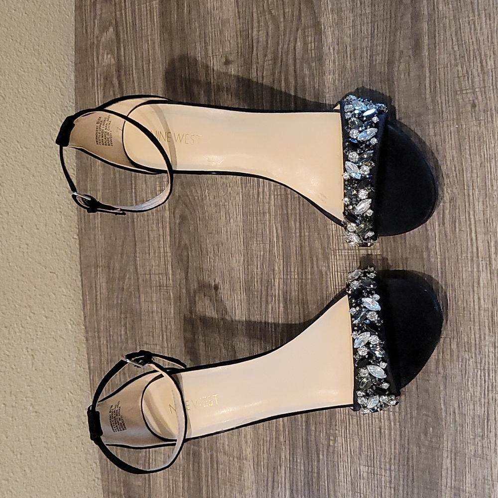Shoes - Picture 9 of 9